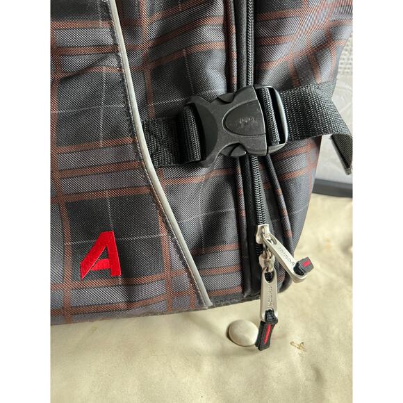 Athalon 29" Hybrid Half Luggage/Half Duffel plaid rolling suitcase traveling bag - Picture 14 of 14